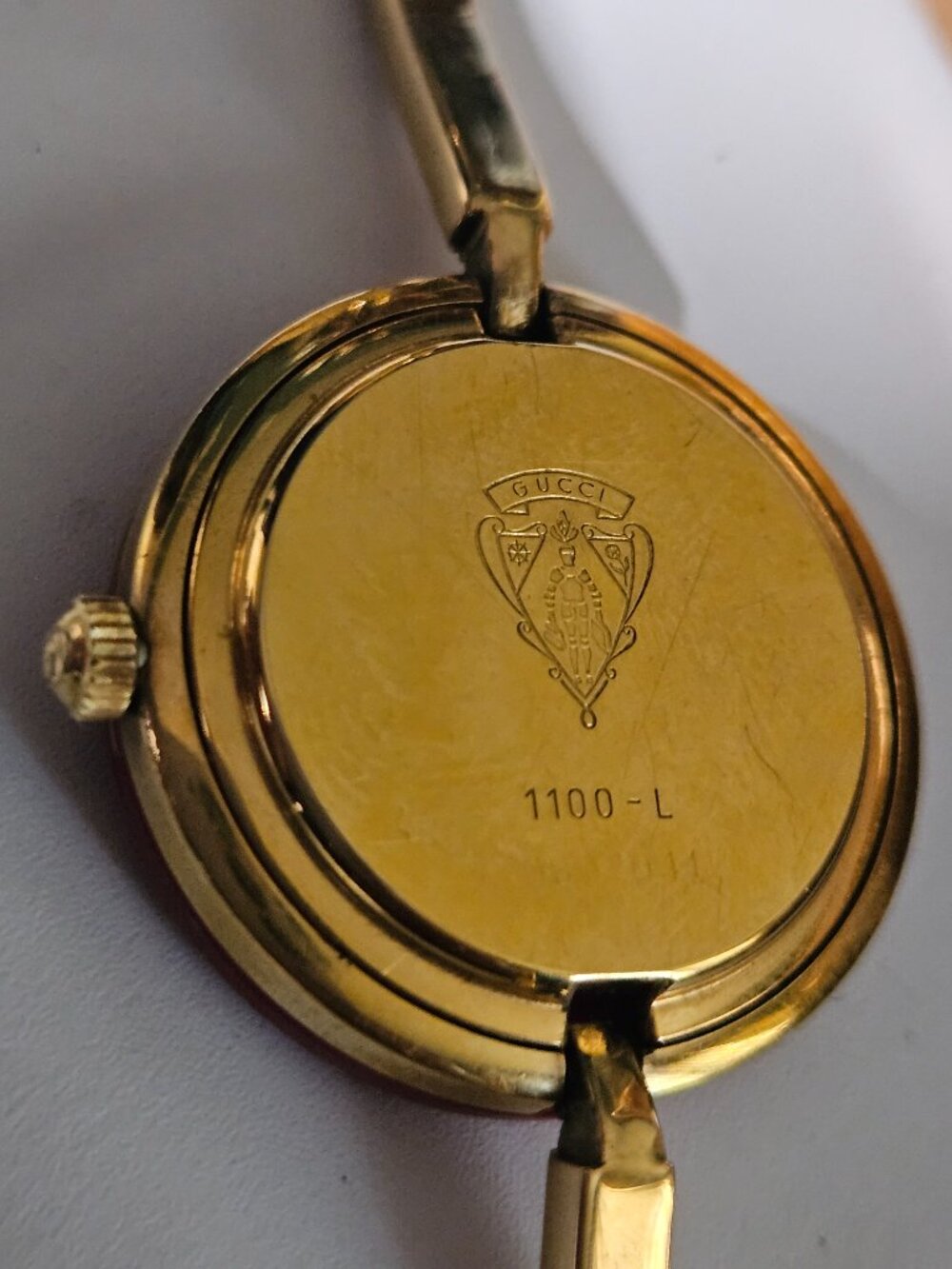 GUCCI Change Bezel 1100L Quartz Watch - Picture 9 of 14